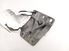 343.ch8408 2008 Dodge Grand Caravan Engine Timing Cover Mount Bracket