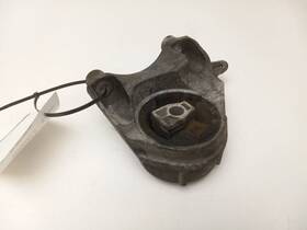 343.gm9h12 2012 Gmc Terrain Sle Transmission Mount