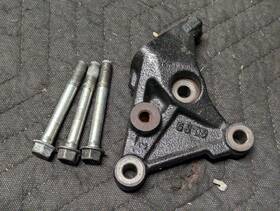11910-pna-000 Acura Oem 02-06 Rsx Side Post Mount Bracket Base Type-s Dc5 K20
