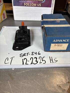 M-9810 Advance 1 Nos Mount Vintage