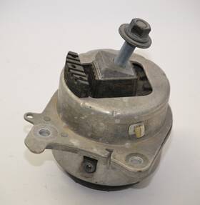505515150 Alfa Romeo 2015-2024 Giulia Left Engine Mount Oem
