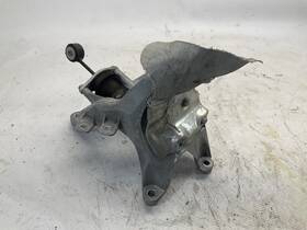 343.au1g19 Audi 19 20 21 A5 Sportback 2.0 At Awd Engine Right Mount Oem B