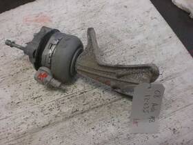 343.au1t08 Audi A8 2008 Engine Mounts 645209