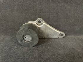 8d0199343 Audi Oem B5 S4 Engine Mount Bracket With Aftermarket