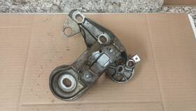 8e0-199-352-f Audi 8e0 199 352 Engine Mount Bracket Right - 1992-2009 A4 S4 A6