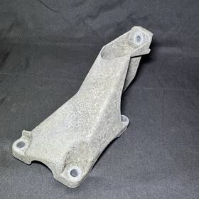 8eo199307a Audi 8eo 199 307 Lh Engine Motor Mount Bracket A4 02-08 B6 B7 1.8t 2.0t - 8e0 A