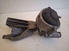 8k0199307al-17531 Audi 2009 2010 2011 2012 A4 A5 Q5 2.0 Engine Motor Mount And Bracket Driver