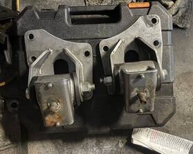 113450-75a Awr 89-93 1.6 Mazda Miata Motor Mounts Used