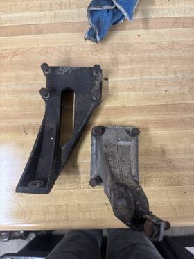 1135337 Bmw 1135348 5 Series E34 M50 Engine Mounting Arms Bracket Mounts Oem