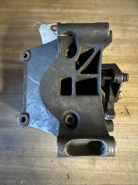 12311739514 Bmw 1992-1995 Oe E36 M42 318i 318is 318ti Alternator Support Bracket