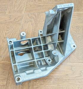 1439644 Bmw 1433564 1997 1998 Engine Mount Bracket E38/e39 Oem
