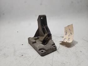 1747180 Bmw 740 M60 V8 E32 E34 Oem Lh Driver Engine Mount Bracket S2-374