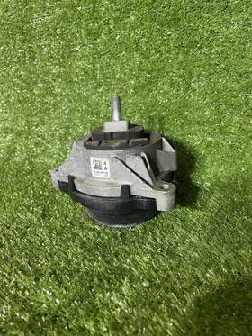 22112284817 Bmw 2015-2020 F82 F83 M4 F80 M3 F87 M2 S55 Left Side Engine Motor Mount Oem 60k
