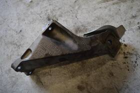 22116772688 Bmw 2007 2008 2009 2010 X5 E70 Motor Engine Bracket 4.8l