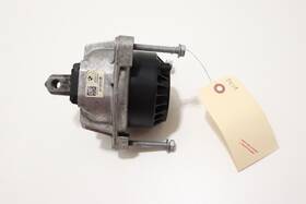 22116777373 Bmw 2009 - 2015 750 F02 4.4l Engine Mount Left Side Bracket Insulator Oem