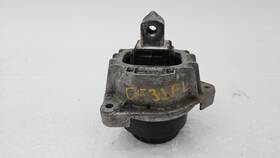 550xi Bmw 2211677737301 2011-2016 F10 4.4l N63 Front Left Side Engine Motor Mount Bracket Oem