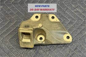 22116777622 Bmw Oem 6777622 N63 Engine Mount Support Bracket Right 7-series F01 F04 09-15
