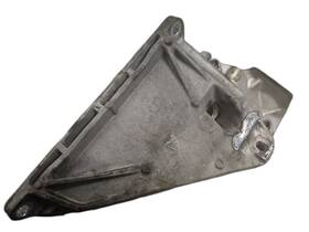 6770054 Bmw Motor Mount Bracket From 2008 328xi 3.0