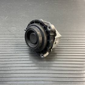 8852974 Bmw 2025 430i G26 2.0l Front Right Engine Motor Mount Support 4k Miles Oem
