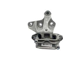 84773593 Buick 2024-2025 Enclave Oem Front Left Engine Support Mount Bracket