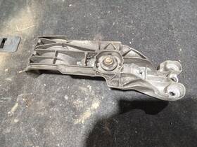 23104540 Cadillac Ats 2016 Awd Transmission Mount 489579
