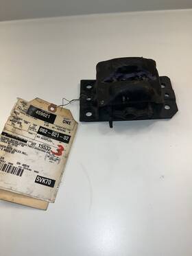 31-2361 Carquest Nos New Chevrolet Gm Clamshell Motor Mount Buick Pontiac 73-87 Squarebody Camaro