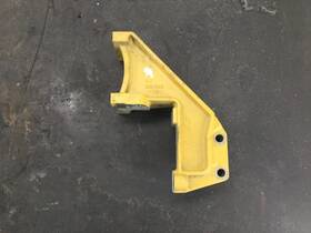 213-1623 Cat C15 Engine Bracket - Used P/n 2131623