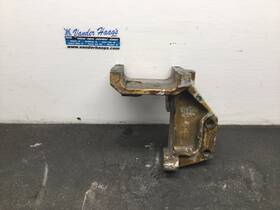 2390579 Cat C15 Engine Bracket - Used P/n
