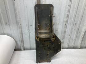 Ftht-8b624-fb Cat C12 Engine Bracket - Used P/n Ftht8b624fb
