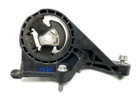 23113985 Chevrolet Front Transmission Mount With Bolts Fits 2014-2016 Malibu 83180