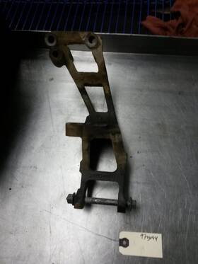 24504380 Chevrolet Torque Mount Bracket For 04-05 Venture 3.4 24504380 Chevrolet Torque Mount Bracket For 04-05 Venture 3.4