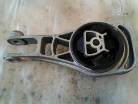 343.gm1h16 Chevrolet Sonic 2016 Engine Mounts 2383016