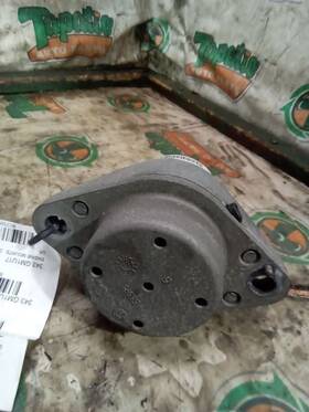 343.gm1u17 Chevrolet Camaro 2017 Engine Mounts 3398050