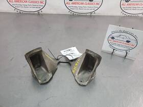 343.gm1z05 Chevrolet 2005 C6 Corvette Ls2 Engine Stand / Motor Mount Pair Lh/rh - Oem