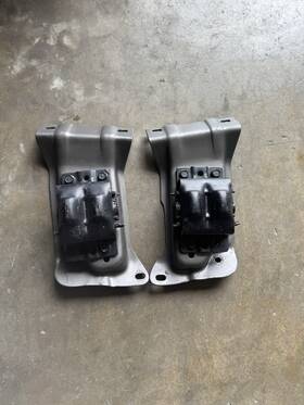Chevrolet 363364 2wd Vintage 1973-87 Chevy Gmc Truck V-8 Motor Mount Frame Stands Perches