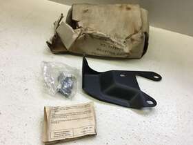 3988989 Chevrolet Nos 1965-68 1968 Nova 1967-68 Camaro With Ps 327 283 Lh Bracket