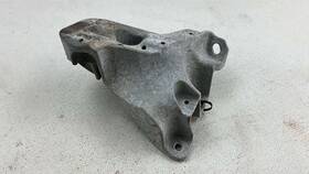 85154837 Chevrolet 2016-2023 Camaro 2ss Driver Side Engine Mount Bracket Oem