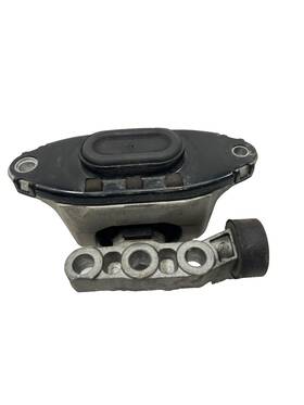 95161259 Chevrolet Oem Sonic Engine Passenger Side Mount Support Bracket 2012-2020