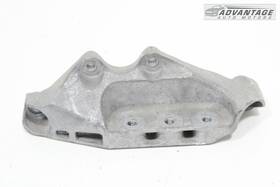Chevrolet X05206 2019-2023 Blazer Awd V6 Front Right Passenger Engine Mount Bracket Oem