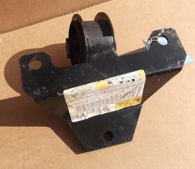 4668182 Chrysler 4468182 1995 - 99 Dodge Neon 2.0l Motor Mount Nos Mopar #