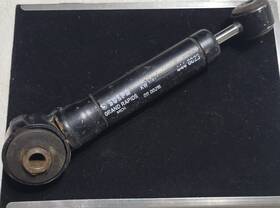 4446023 Chrysler 4505398 Tc By Maserati Engine Mount Damper