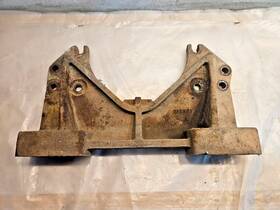 212301 Cummins Nta 855 Diesel Engine Front Support Mount Bracket Oem