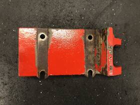 3681170 Cummins Isx Engine Bracket - Used P/n