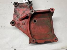 4083105 Cummins Ism Engine Bracket - Used P/n
