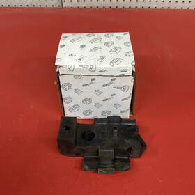D6dz6038d Dea Em-2434 2434 Engine Mount For Ford Granada 4.1l At And Mt -