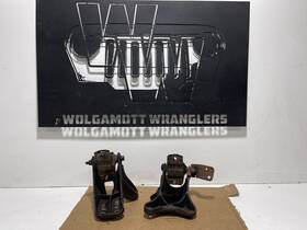 52059418aa Factory/oem 03-06 04 05 Jeep Wrangler Tj 2.4 Motor Engine Mount Bracket Pair 4 Cyl Cc 57