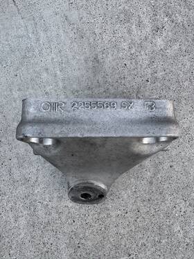Ferrari 2255569 Engine Mount Arm Sx
