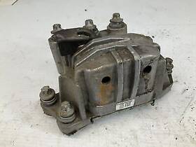 343.fi1a16 Fiat 16 17 18 19 Model 500x Trekking 2.4l At Fwd Engine Mount B