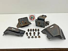 F4ta-6061-fb Ford 1980-1986 Truck Bronco 300 4.9 6 Cyl Engine Motor Mounts Brackets Perch