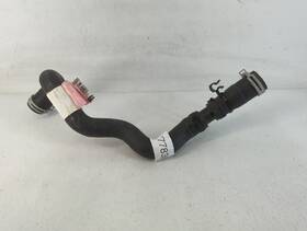 G1fz-8260-c Ford 2016-2018 Focus Upper Radiator Hose Qmngp